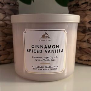 Cinnamon Spiced Vanilla 3-Wick Bath & Body Works Candle